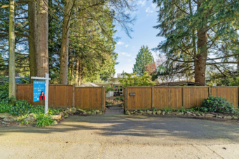 COZY FAMILY HOME IN THE HEART OF AMBLESIDE- 1488 Palmerston Avenue, West Vancouver